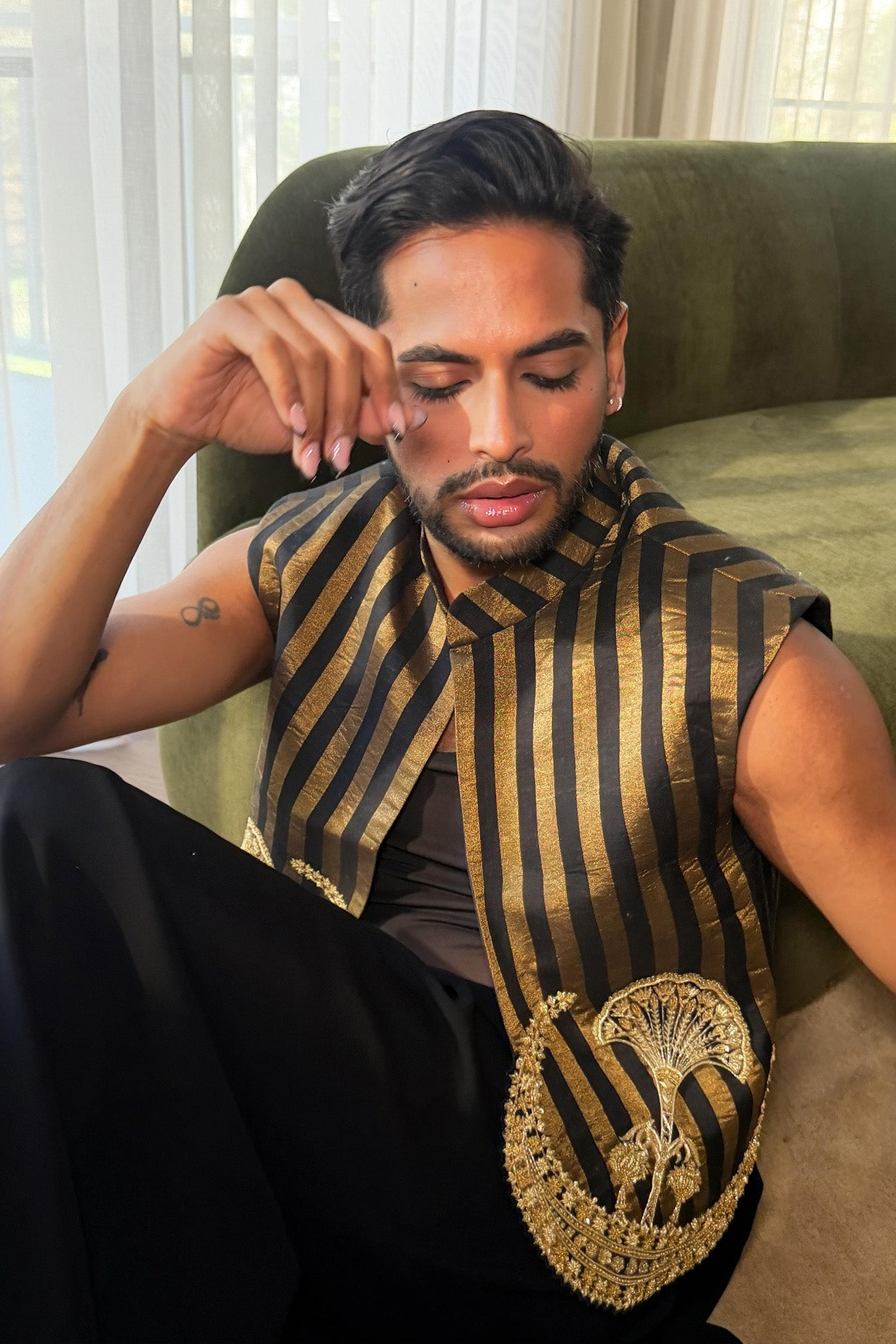 Black and Gold Chaand Koti Set