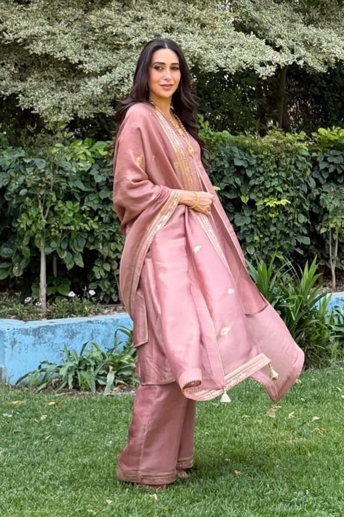 Mauve Tea Blossom Tissue Set