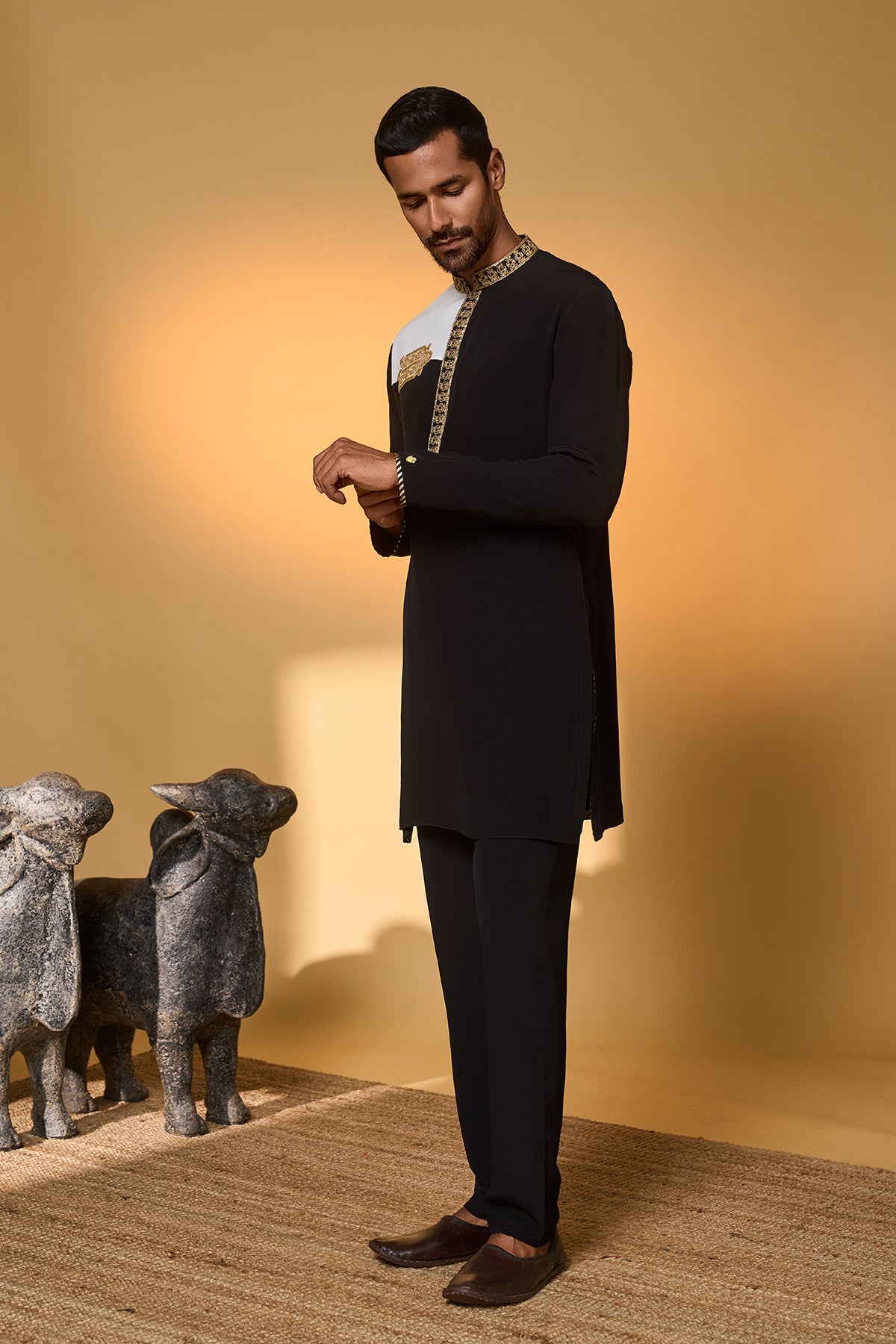 Black & White Turtle Tale Kurta Set