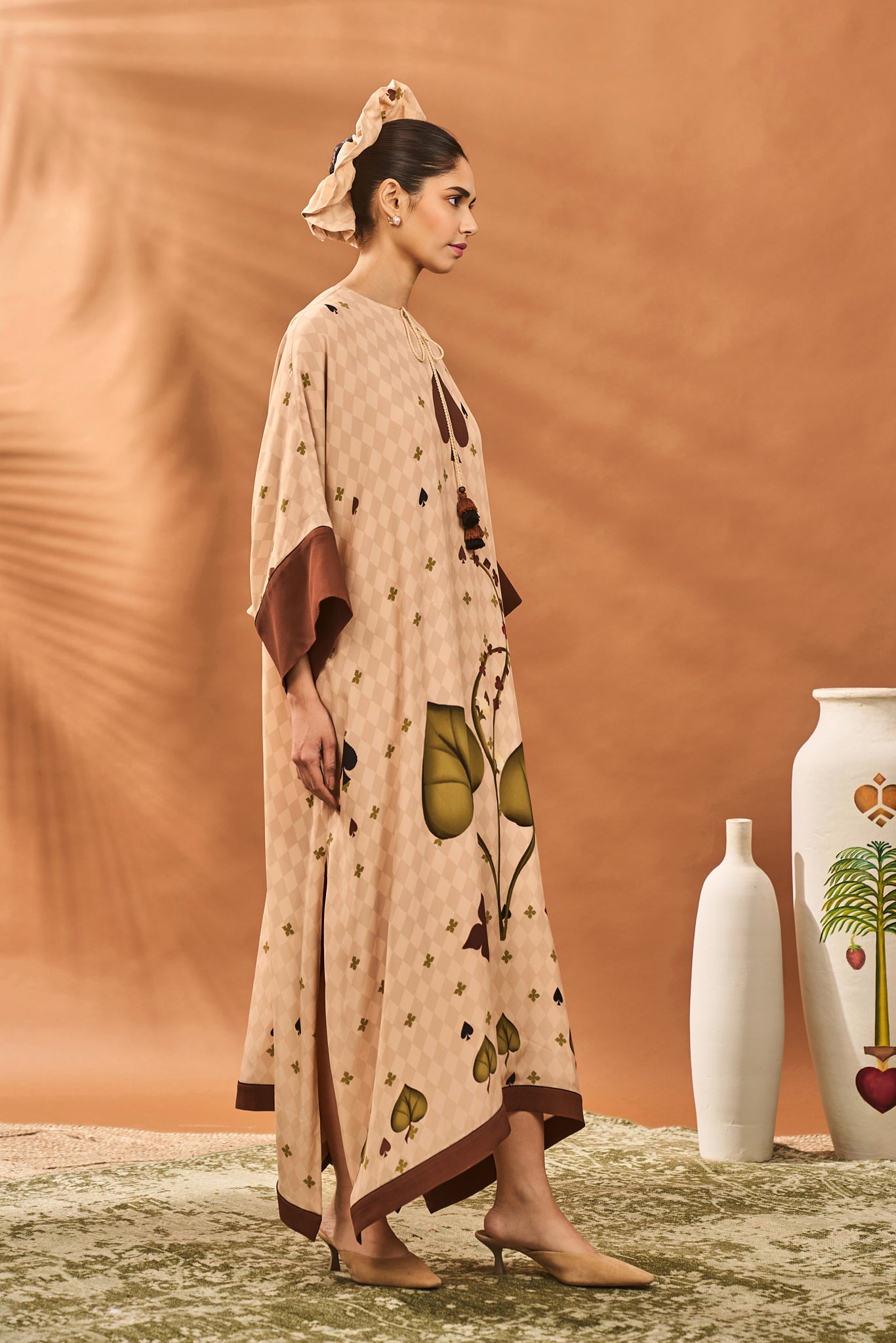 Beige Clover Checks Kaftan