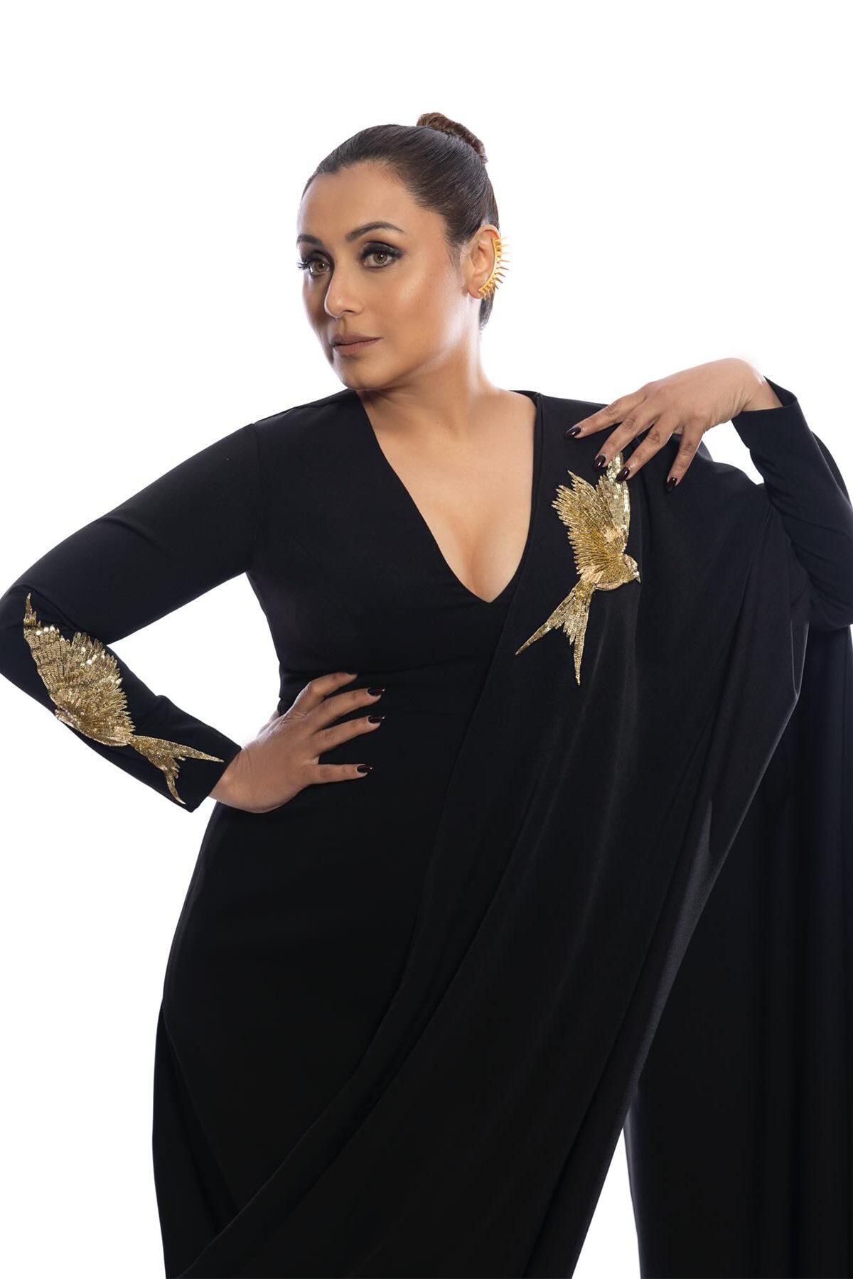 Black Son Chidiya Saree Gown