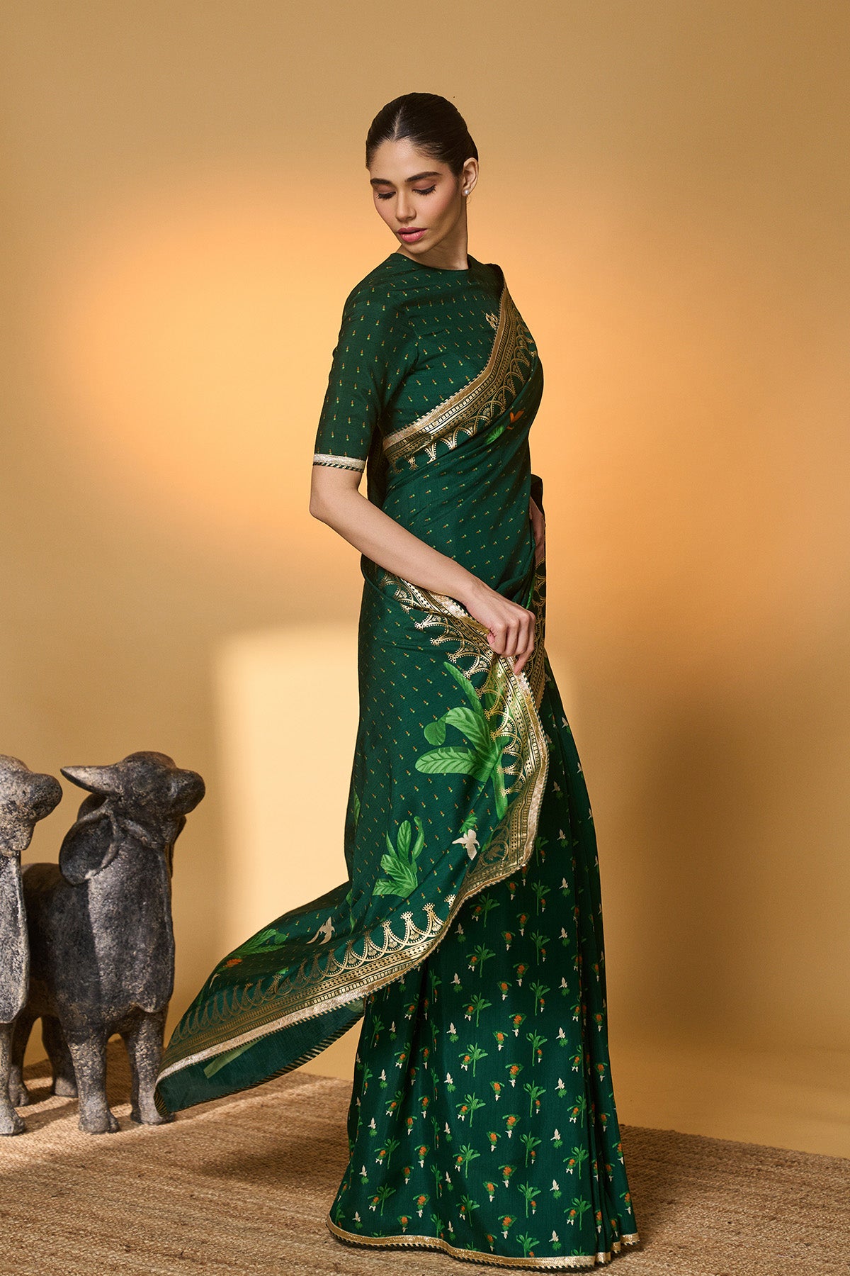 Green Trpoical Amber Arches Saree