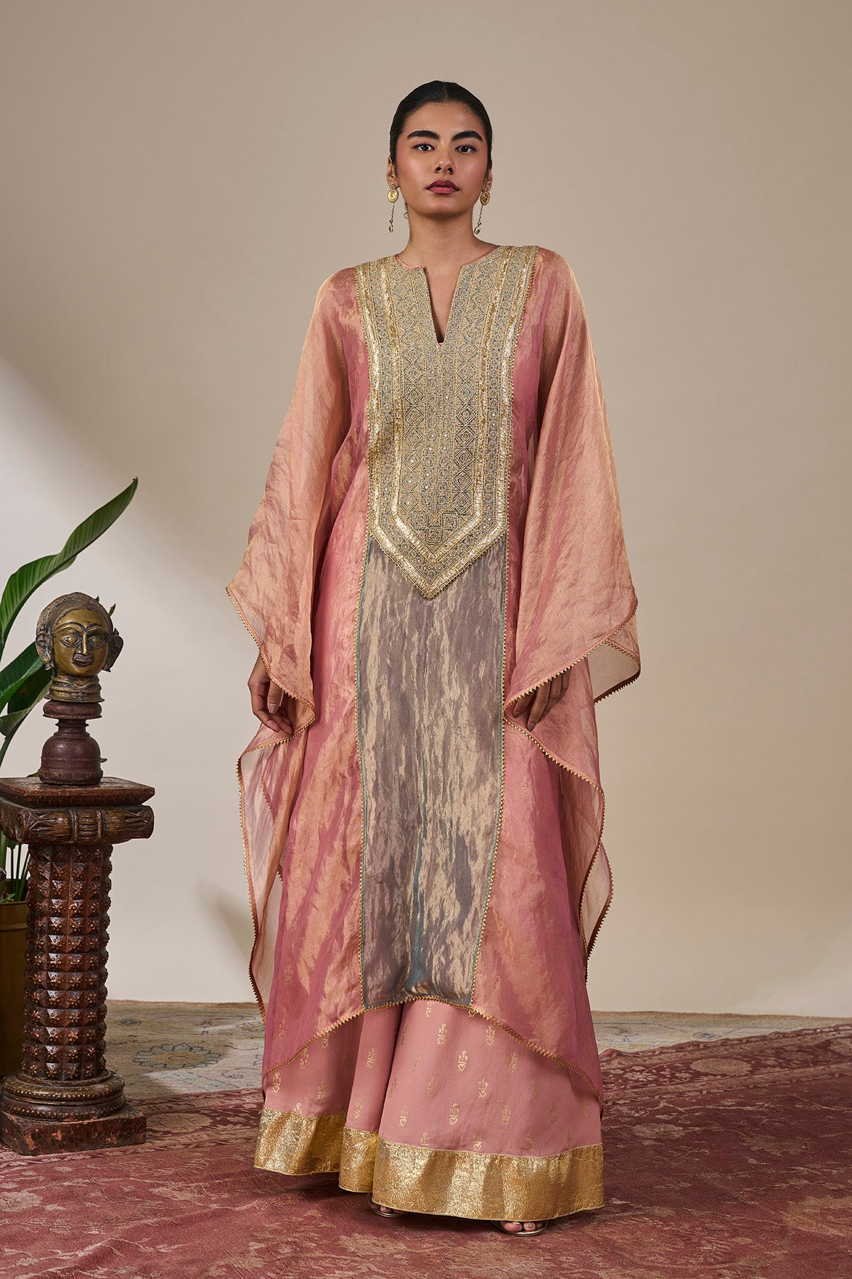 Sunehri Dhoop Kaftan Kurta Set