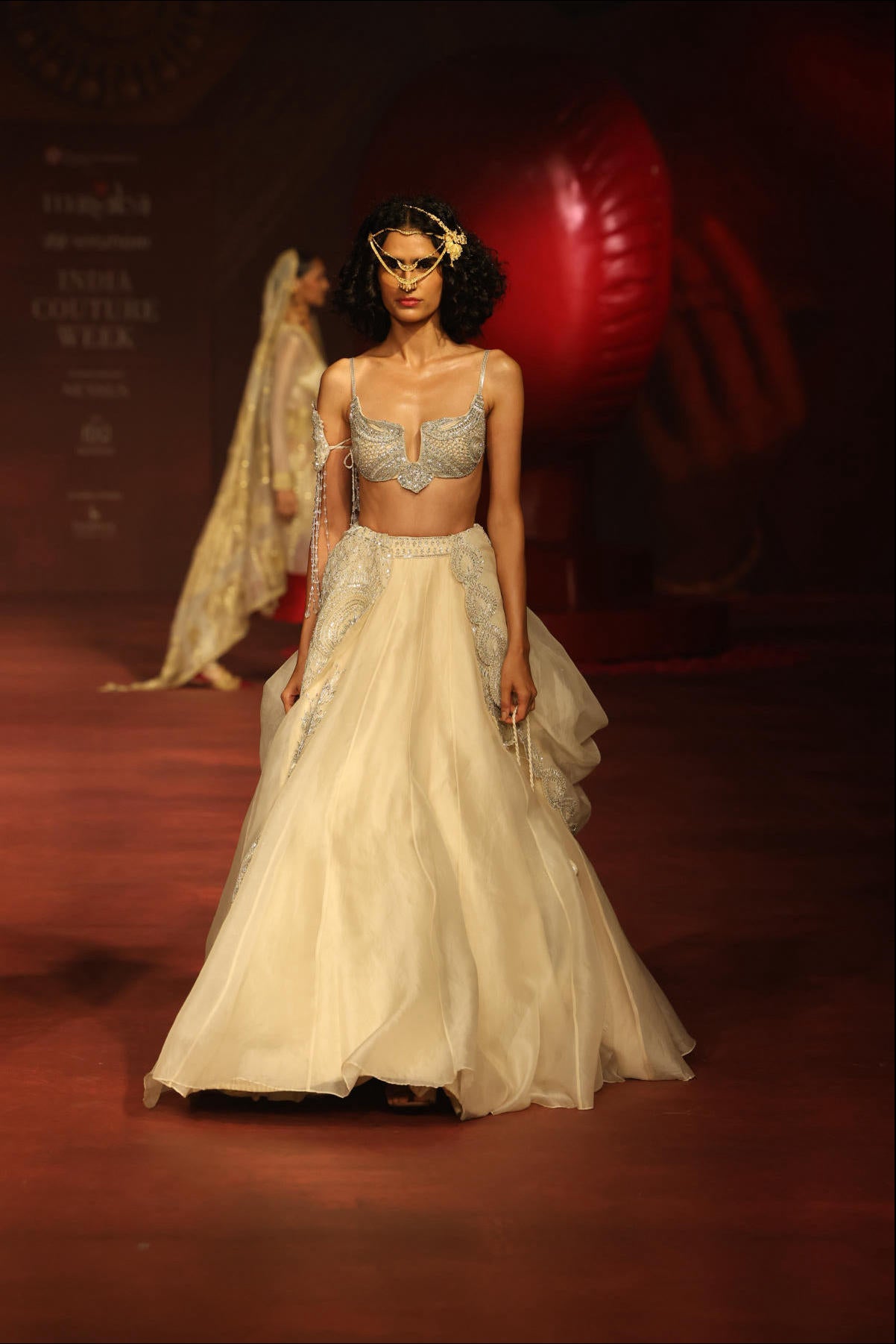 ‘Dhoop’ Lehenga
